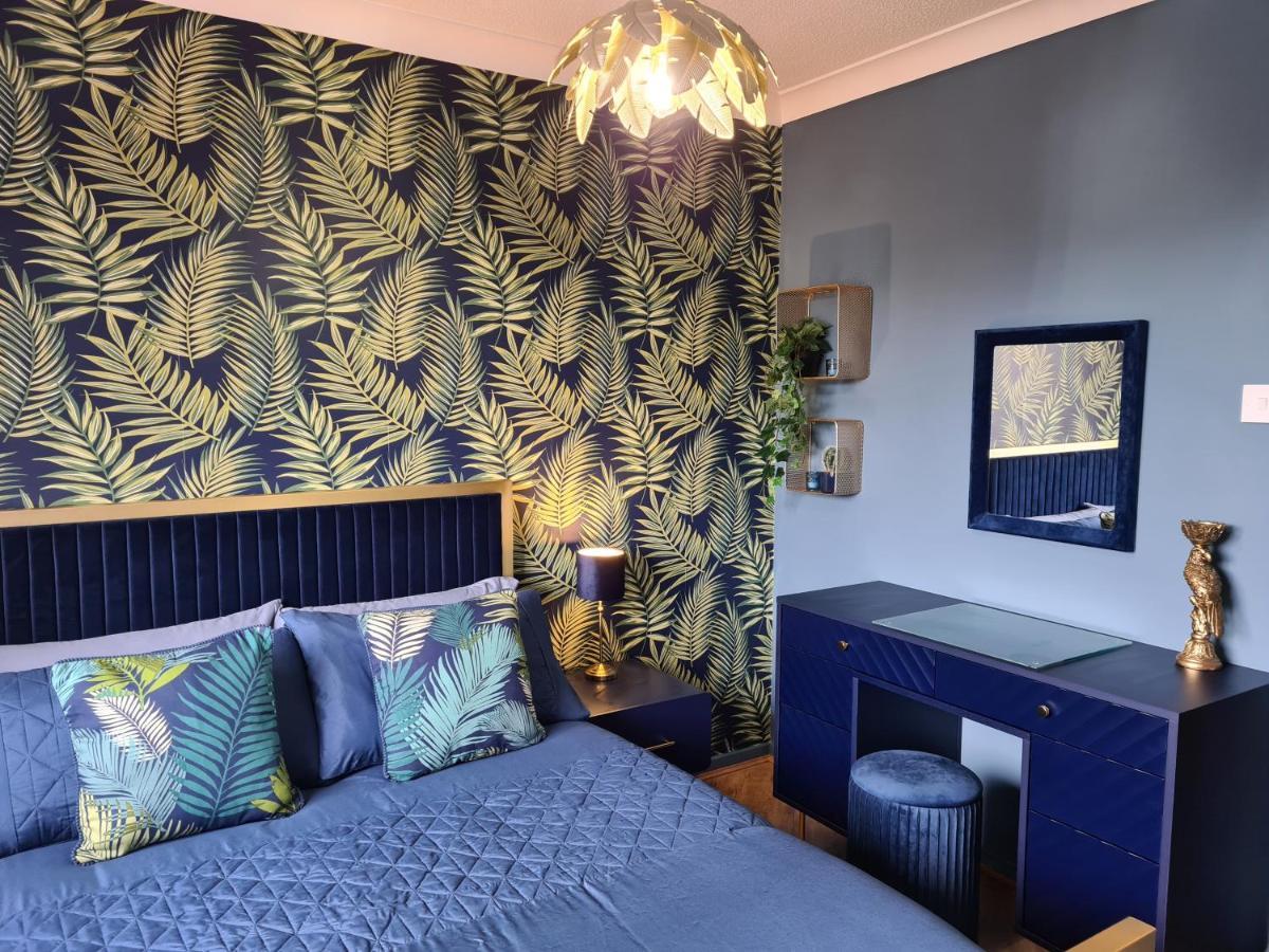 Stunning 2 Bed House Near Coastal Path/Lake/Beach Llanelli Exterior foto